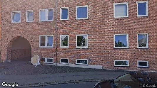 Andelsboliger til salg i Charlottenlund - Foto fra Google Street View