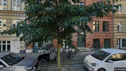 Andelsboliger til salg i Frederiksberg - Foto fra Google Street View Andelsboliger til salg i Frederiksberg - Foto fra Google Street View